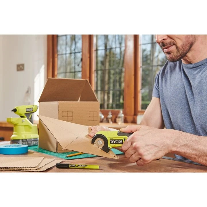 Ryobi RCT4-120G 4V Cordless Cutting Tool (1 x 4V 2.0Ah)
