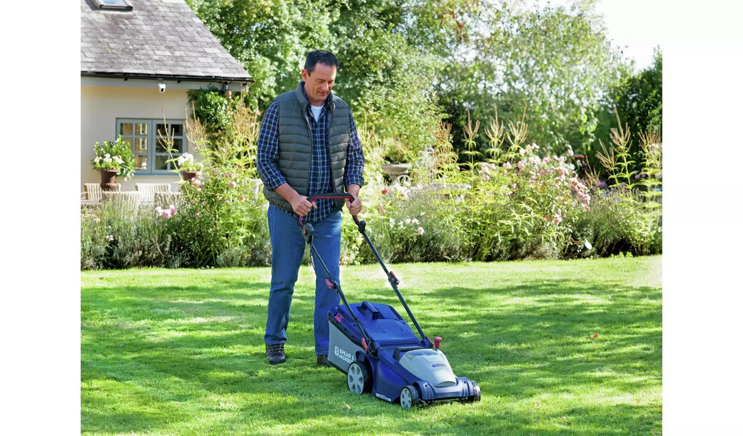 Spear & Jackson 42cm Cordless Lawnmower With 2 Battery Packs – 40V - USED ITEM