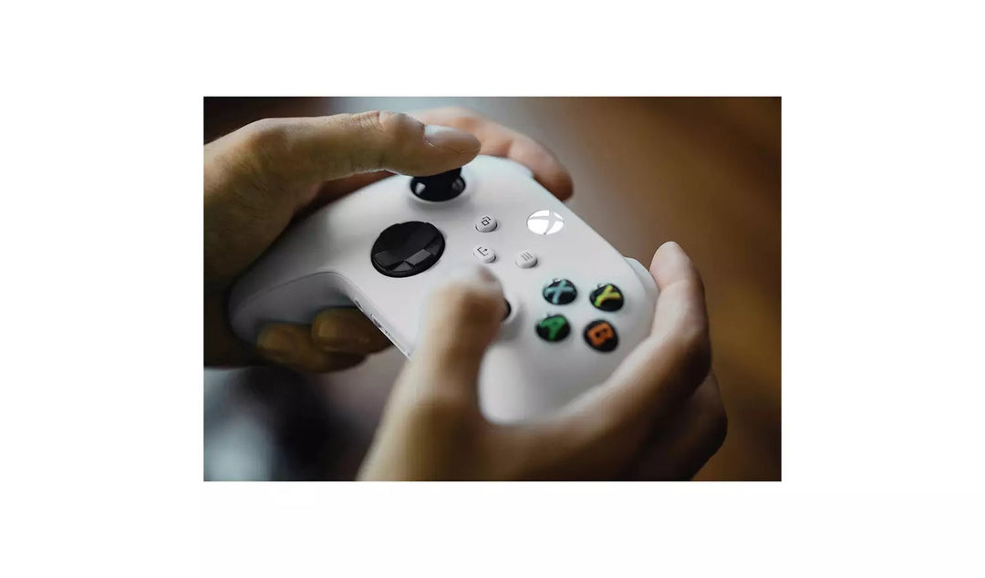 Official Xbox Series X & S Wireless Controller - White