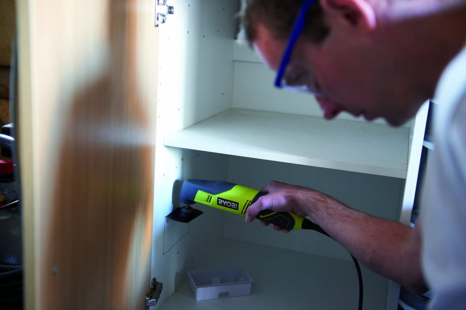 Ryobi 200w on sale multi tool