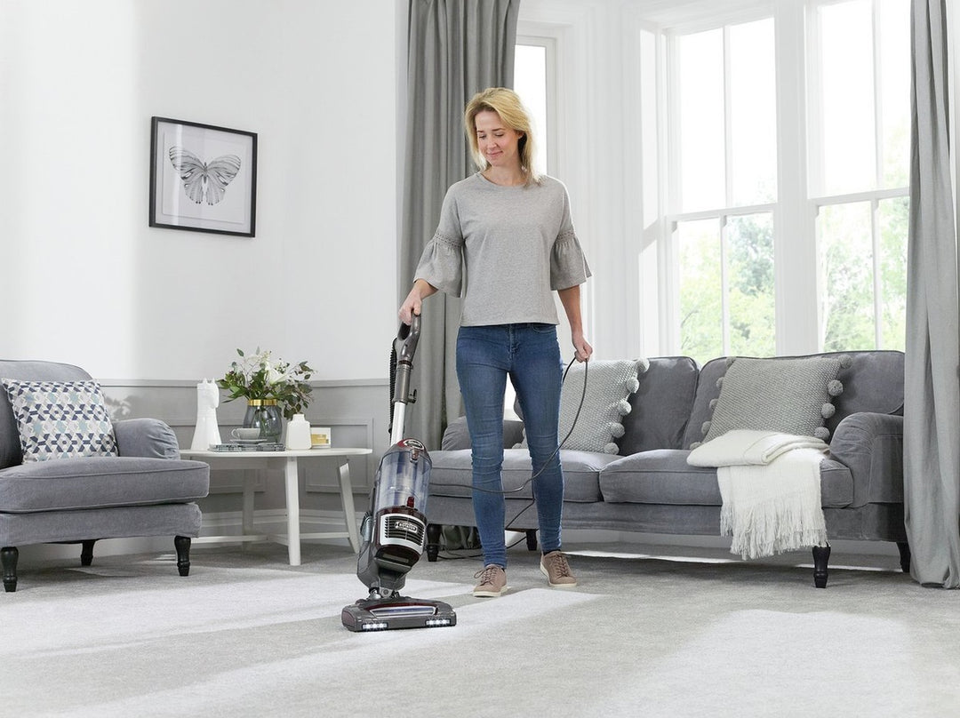 Shark Lift-Away True Pet Bagless Vacuum Cleaner - NV601UKT