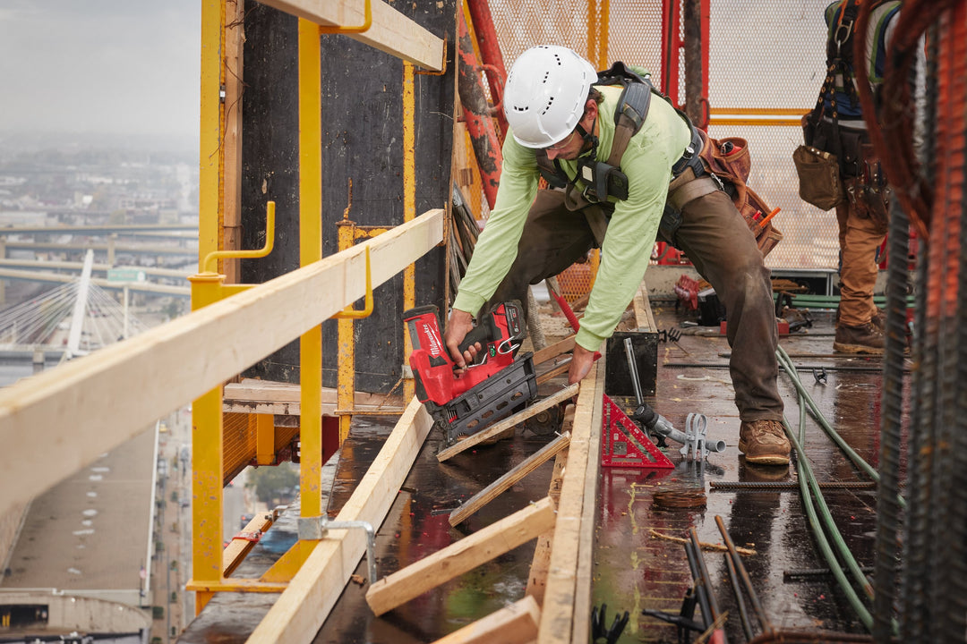 Milwaukee M18FDN-0C 18v M18 FUEL Duplex Nailer
