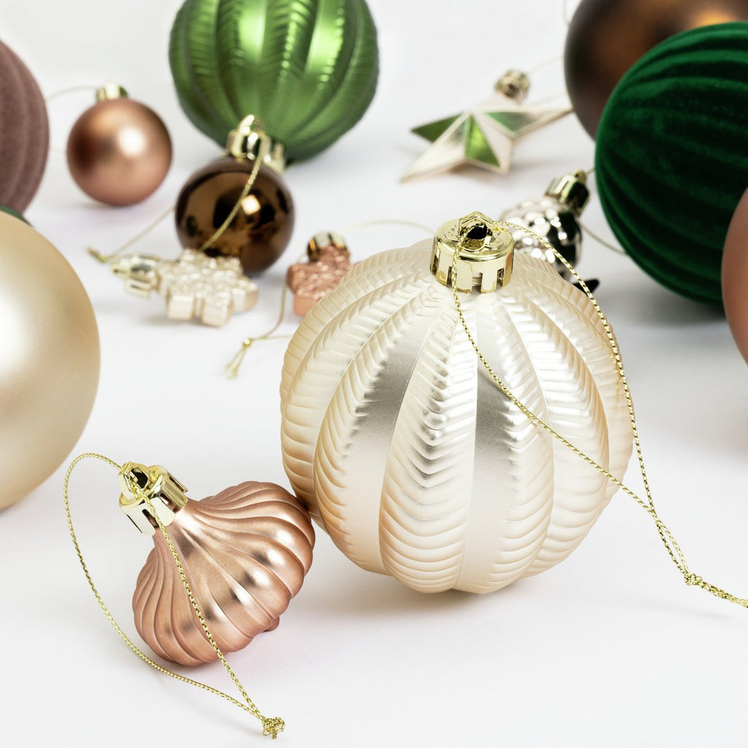 Home Pack of 49 Christmas Tree Baubles Decoration - Natural And Green