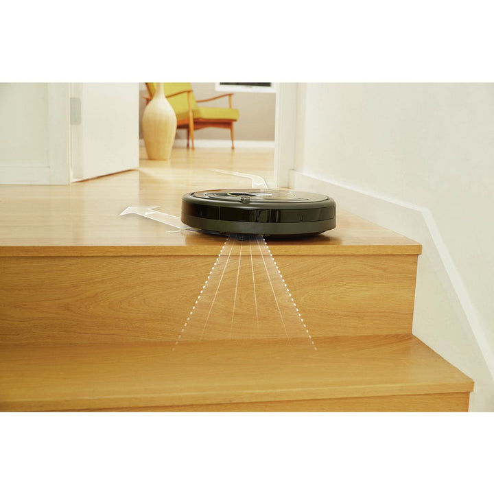 iRobot 606 Roomba Cordless Robot Vacuum Cleaner