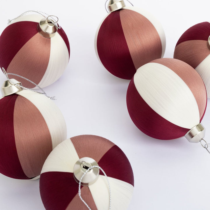 Home Pack of 6 String Wrap Christmas Baubles