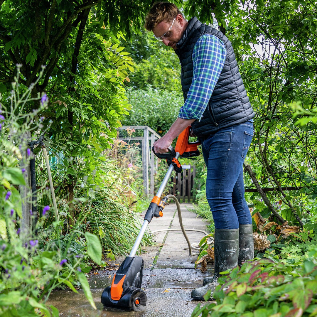 Yard Force LW CPC1 Cordless Patio Cleaner - 20V