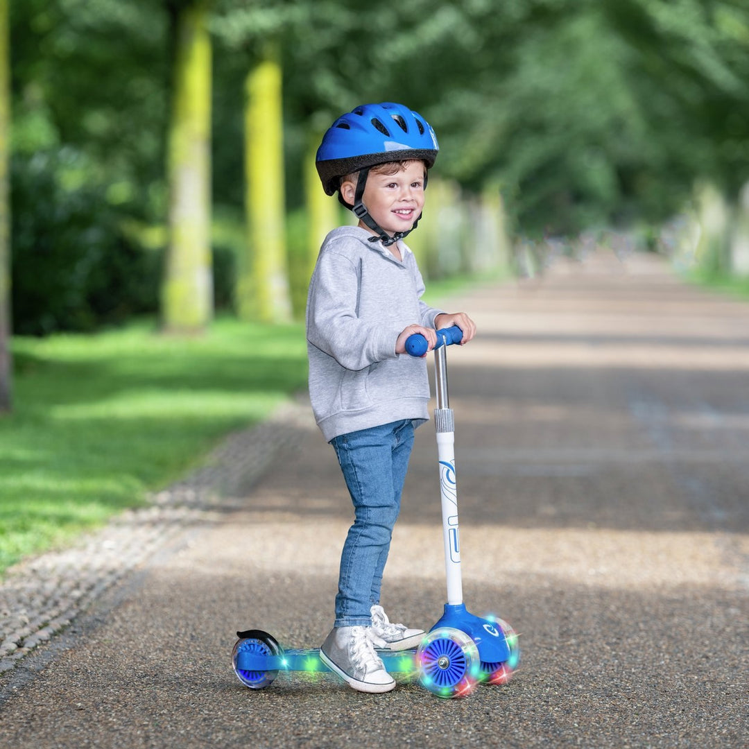 EVO Light Up Move and Groove Scooter - Blue