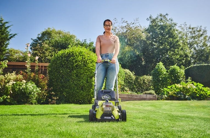 Ryobi RY18LMX33ALT23A-140 18V ONE+ HP Brushless 33cm Lawnmower & 23cm Grass Trimmer (1 x 4.0Ah)