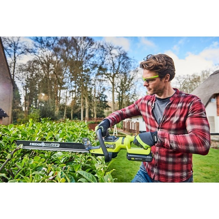 Ryobi RY36HTX65A-0 36V MAX POWER Cordless Brushless 65cm Hedge Trimmer (Bare Tool)