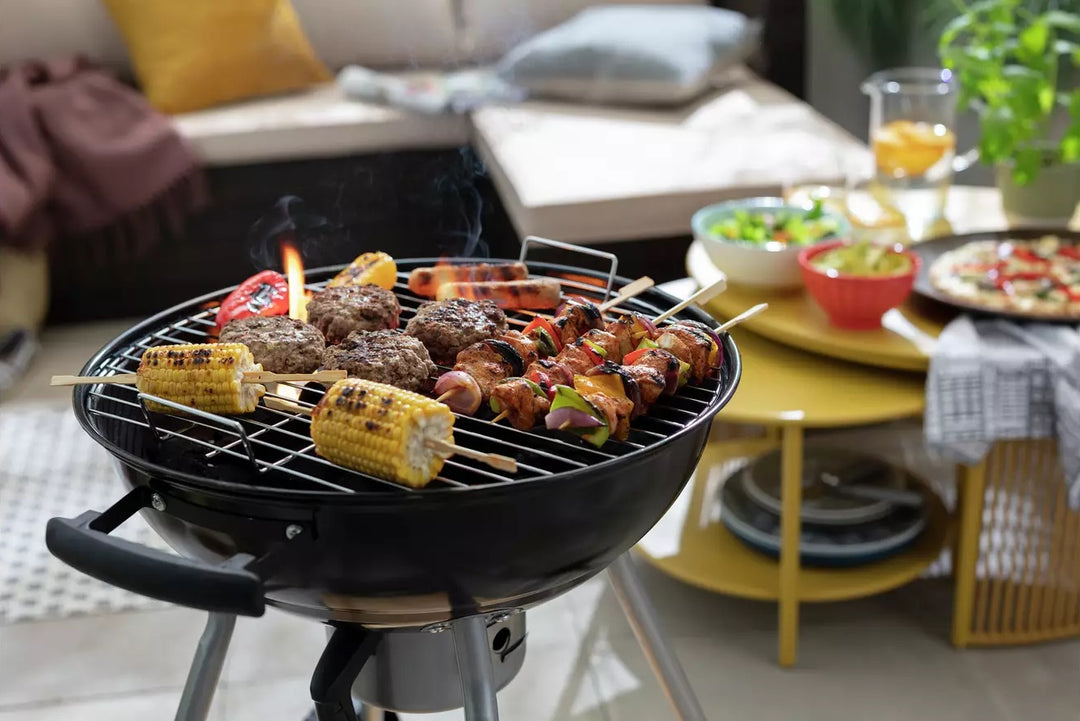 Home 55cm Kettle Charcoal BBQ With Pizza Oven - Black