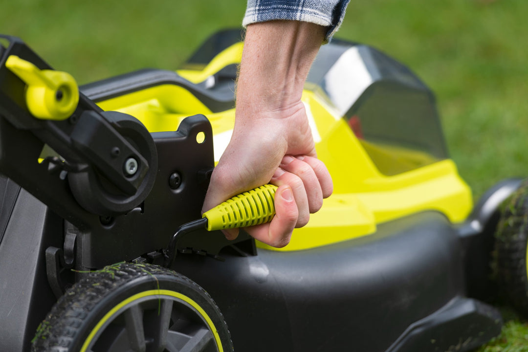 Ryobi RY18LMX40B-0 18V ONE+ HP Cordless Brushless 40cm Lawnmower (Bare Tool)
