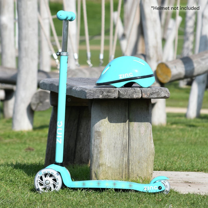 Zinc Light Up Strobe Scooter - Aqua