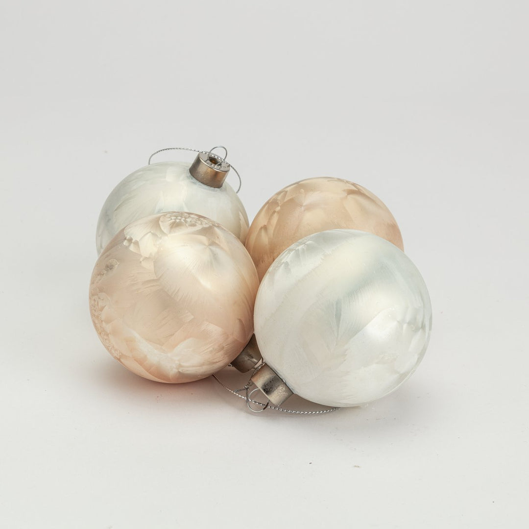 Habitat Pack Of 4 Glass Christmas Tree Baubles Decoration - Cream And White