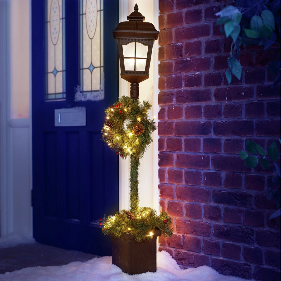 Home 4ft Christmas Lantern & Wreath