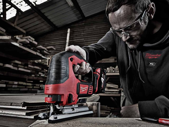 Milwaukee M18BJS-402C 18v Jigsaw Kit - 2 x 4.0Ah Batteries
