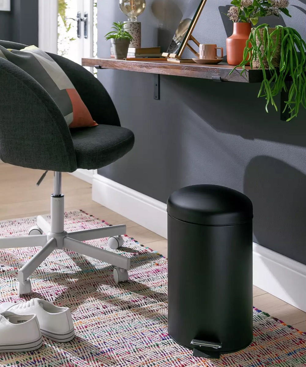 Habitat 12 litre Domed Pedal Bin - Black