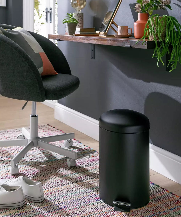 Habitat 12 litre Domed Pedal Bin - Black