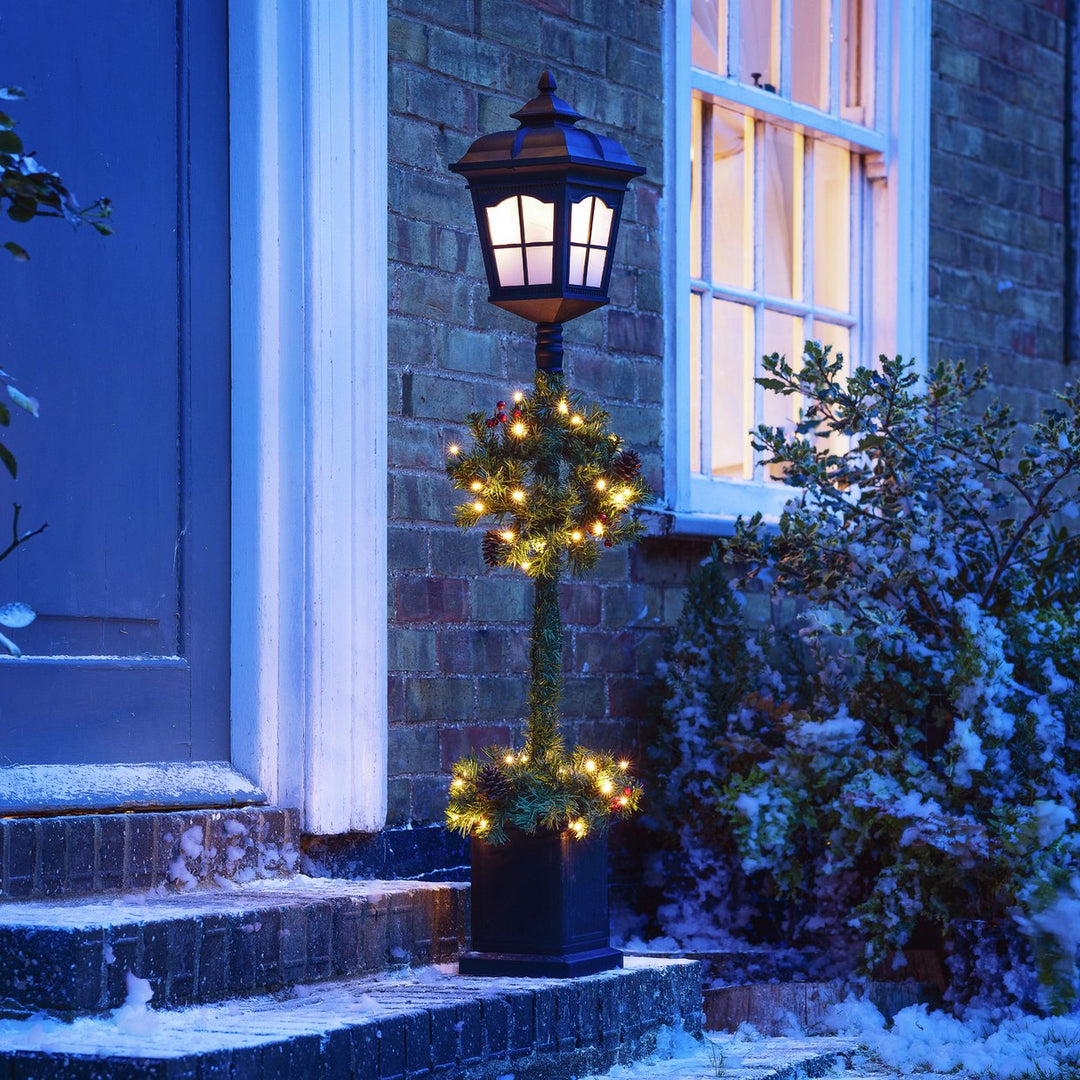 Home 4ft Christmas Lantern & Wreath