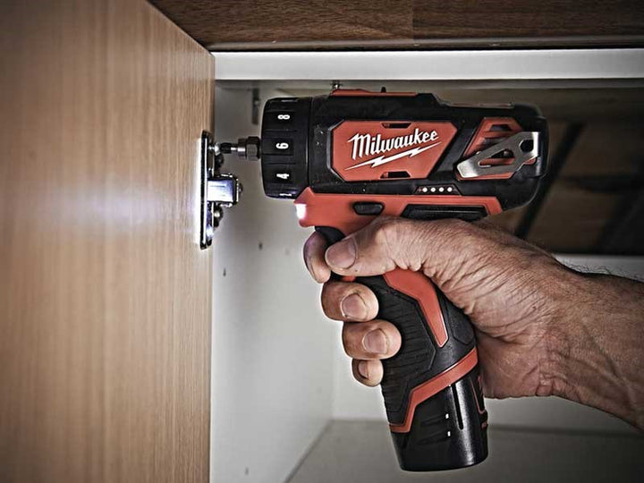 Milwaukee M12BDDXKIT-202C 12v Removable Chuck Drill Driver
