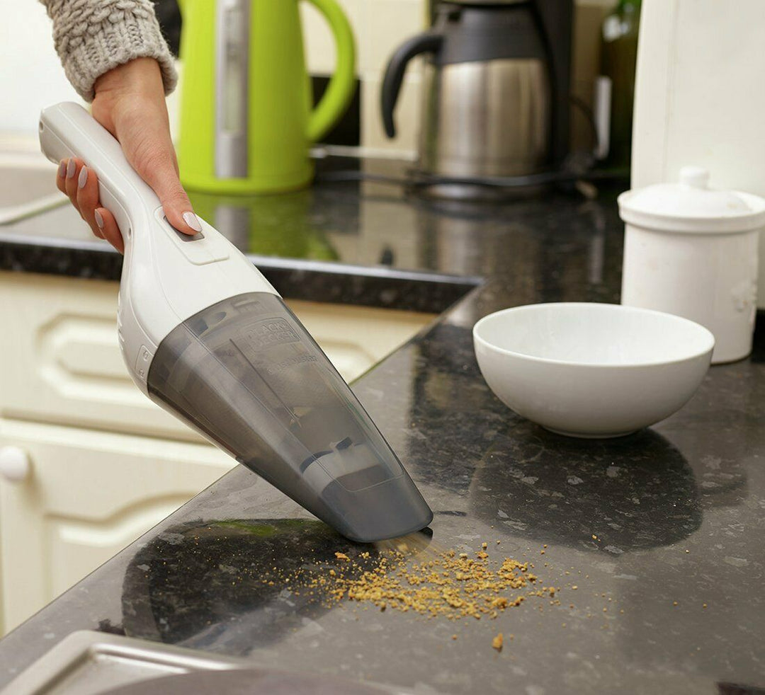 Black & Decker NVB115JL Dustbuster Handheld Vacuum Cleaner