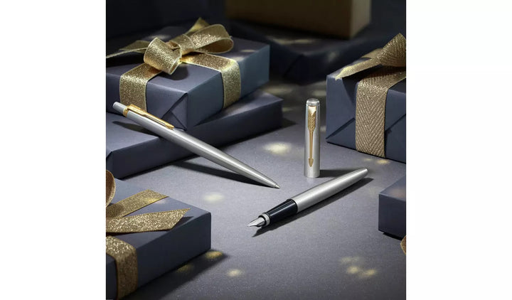 Parker Jotter Fountain Pen Gold Trim