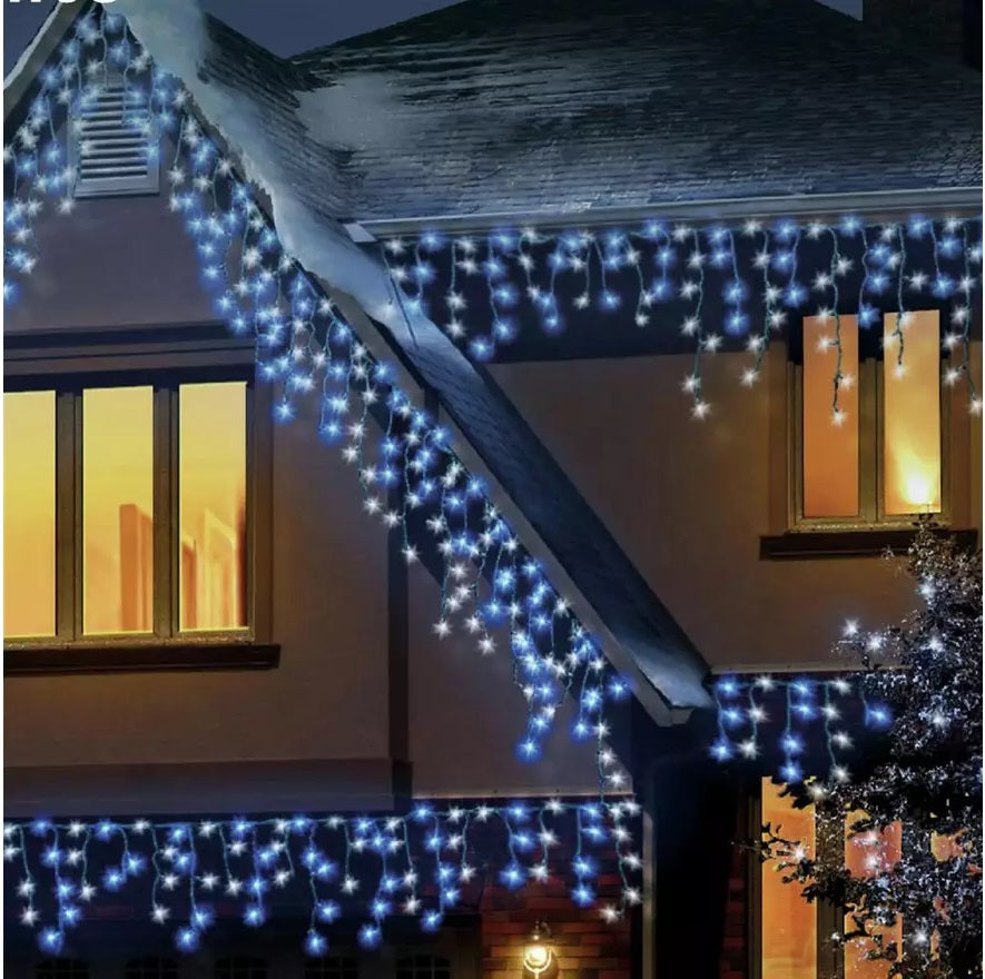 Premier Decorations 960 White Timerbright Snowing Icicle LED Lights - 33m
