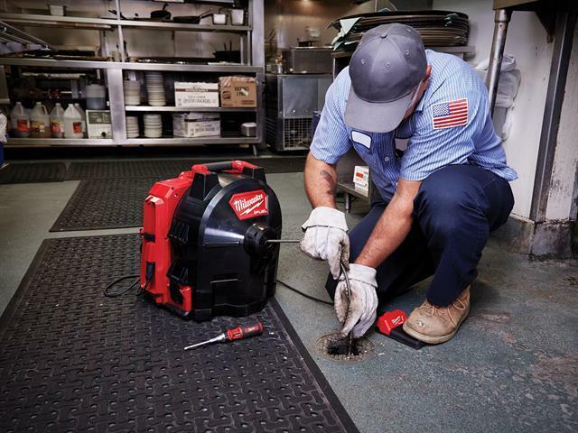 Milwaukee M18FFSDC10-0 18v Fuel Drain Cleaner - Bare Tool
